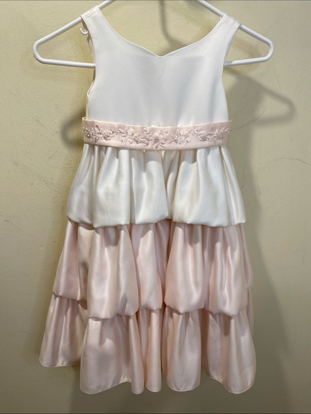Cinderella White and Light Pink Embroidered Waist Tiered Satin Girls Dress sz 4